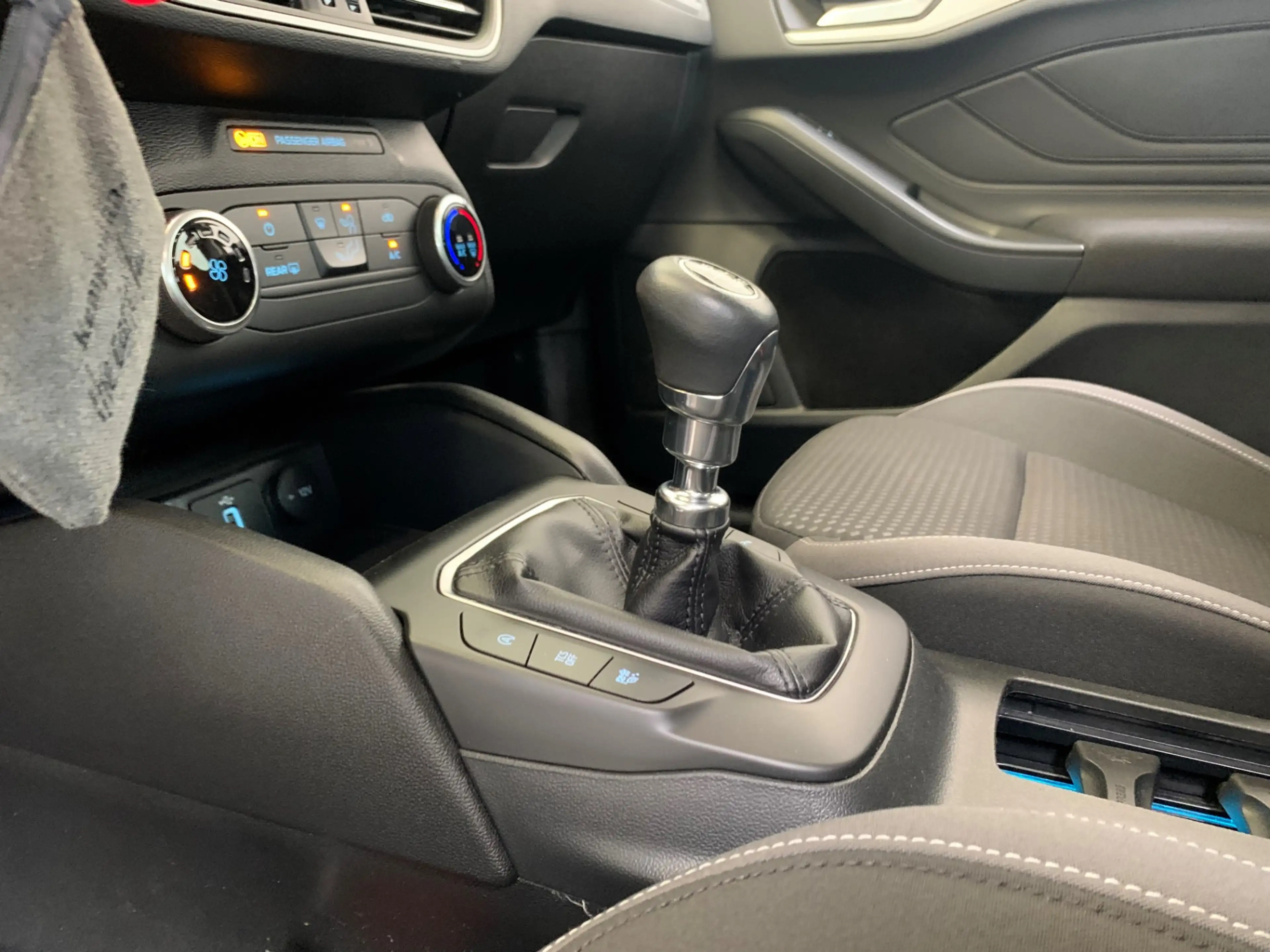 Ford Focus 1.0 EcoBoost Trend Edition Business NAVIGATIE-AIRC — photo 27