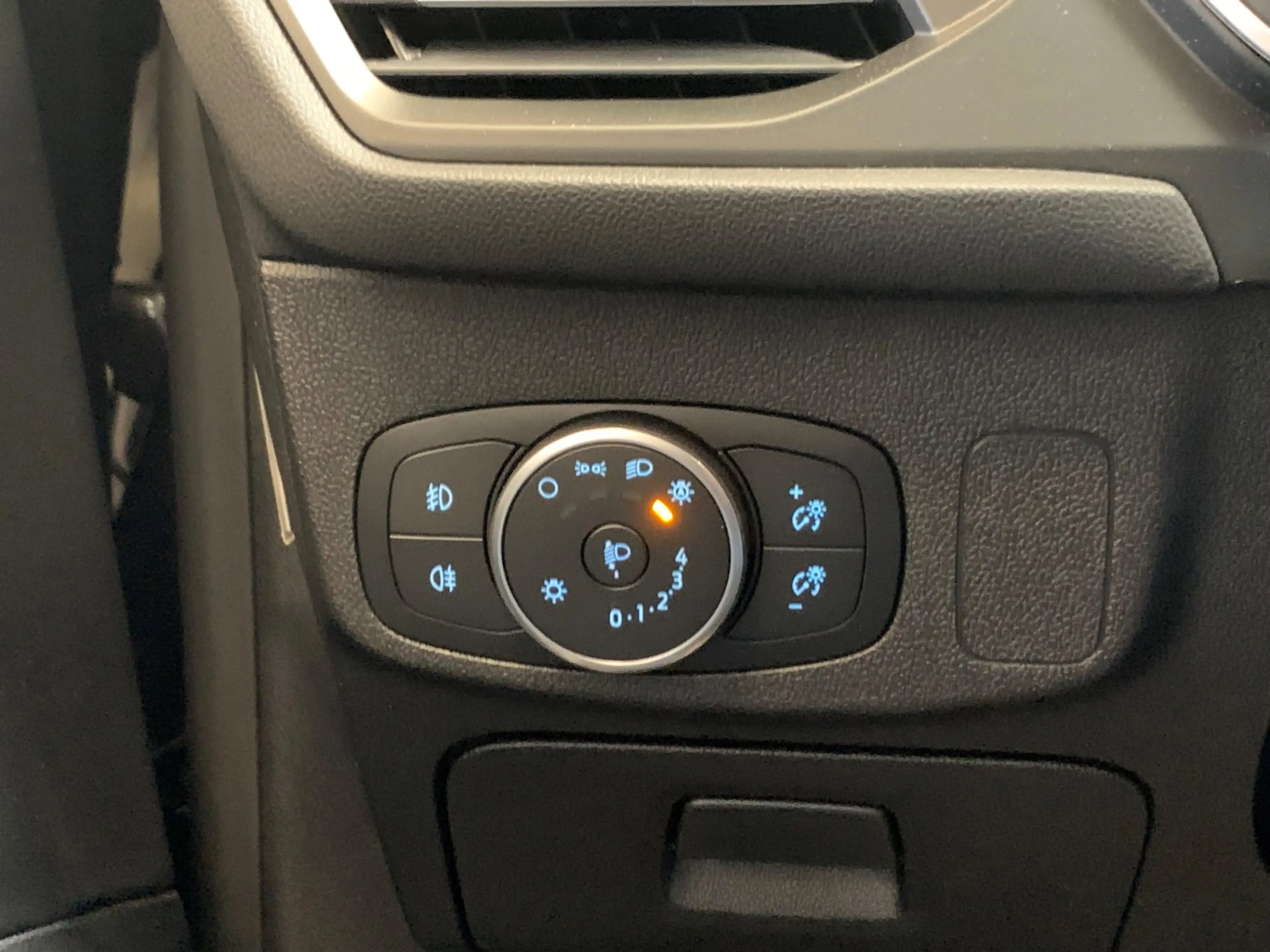 Ford Focus 1.0 EcoBoost Trend Edition Business NAVIGATIE-AIRC — photo 24