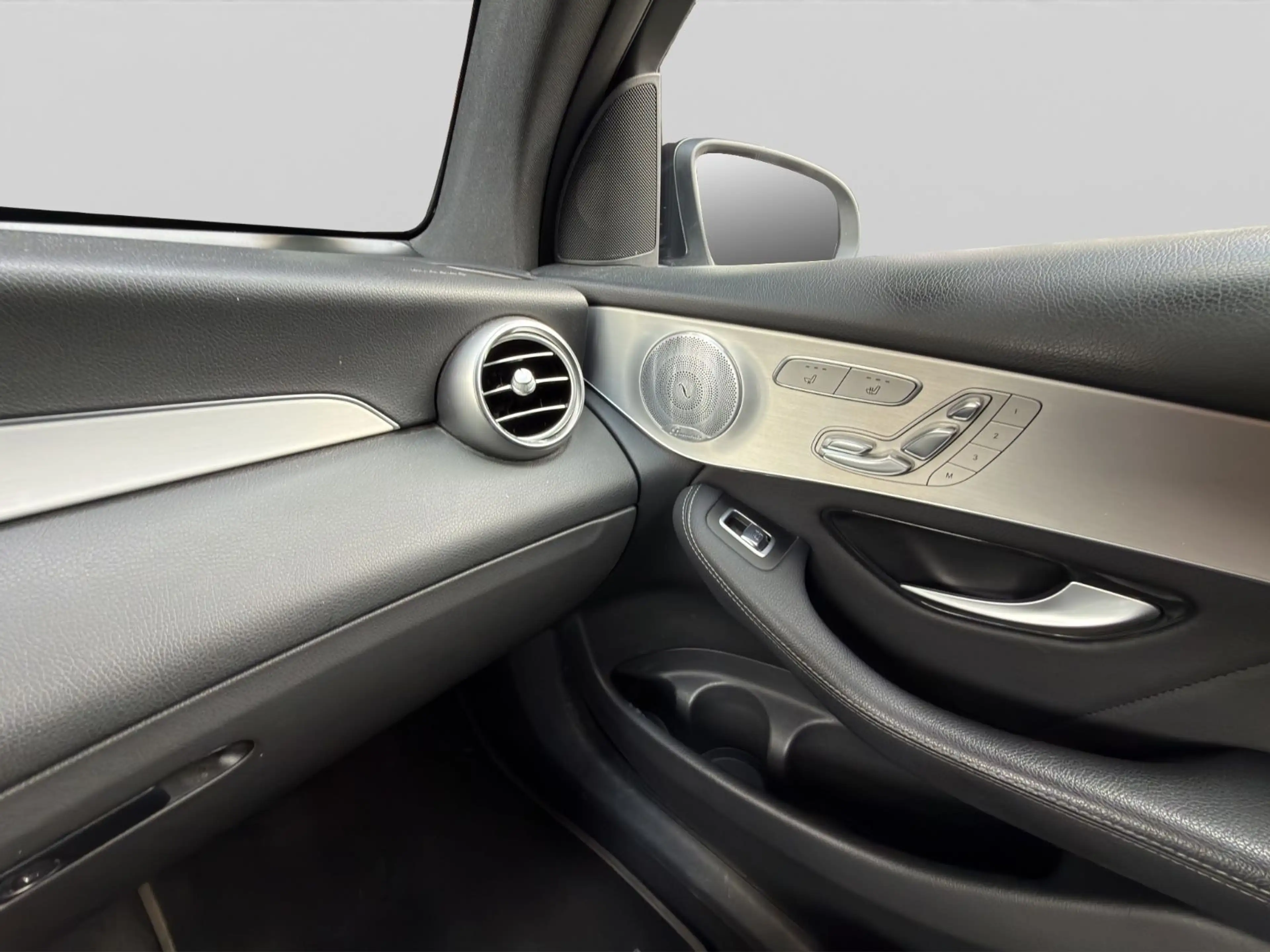 Mercedes-Benz GLC 400 GLC Coupe 400 d 4Matic AMG|AIR BALANCE|BURMESTER — photo 14