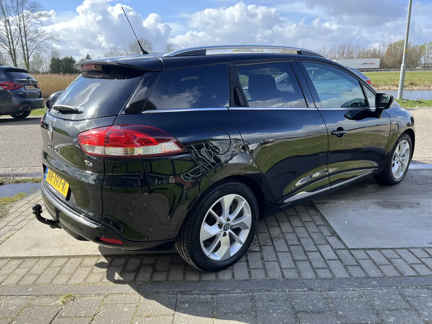 Renault Clio Estate 0.9 TCe Limited / Trekhaak / Airco / Cruise Negro - 2