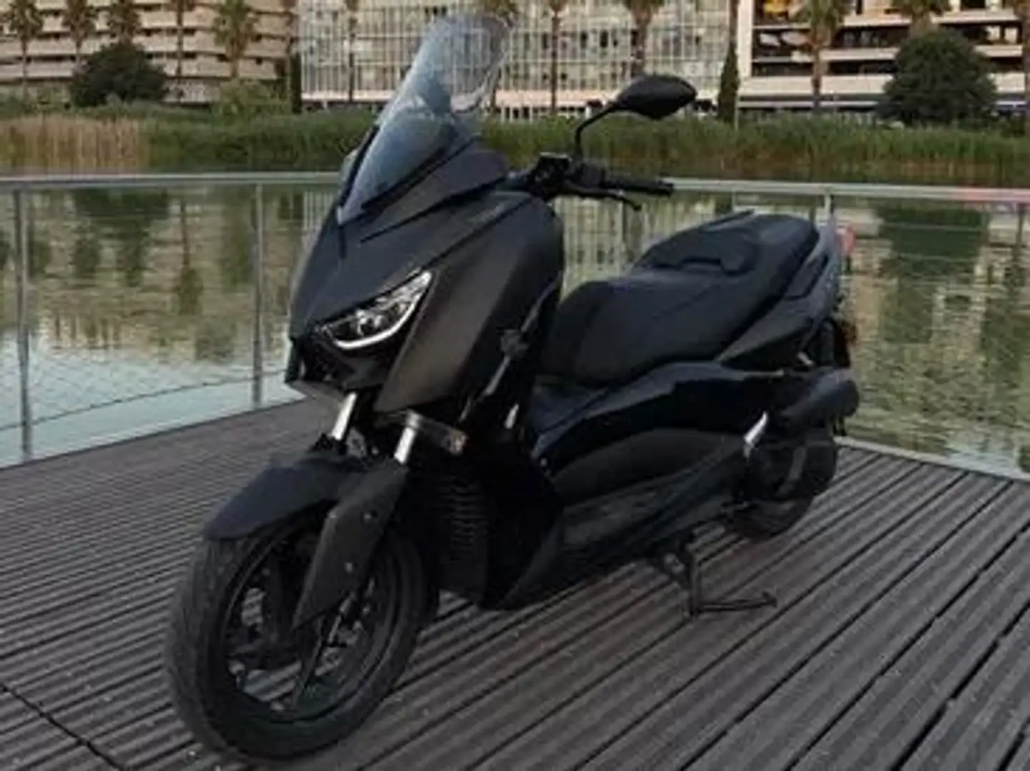 Yamaha TMAX 560 - 1