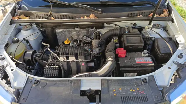 Dacia Sandero view 15