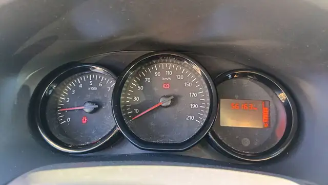 Dacia Sandero view 12