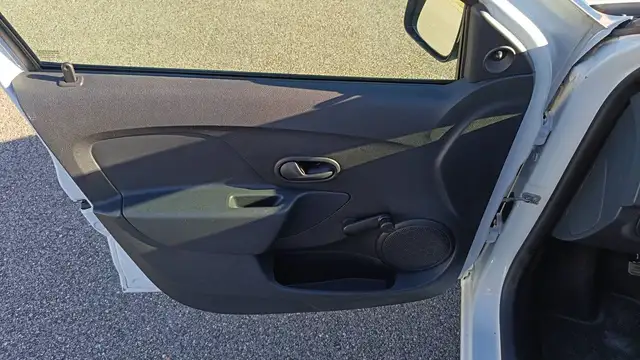 Dacia Sandero view 7