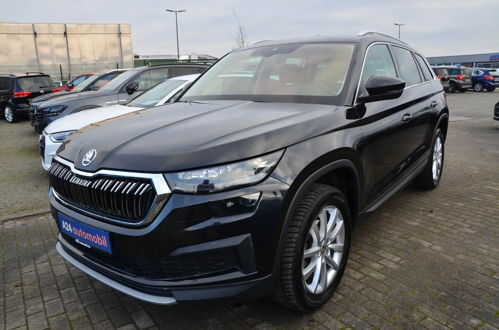 Skoda Kodiaq 2.0 TDI Style Matrix LED Navi ACC AHK beheizb. Fro Noir - 1