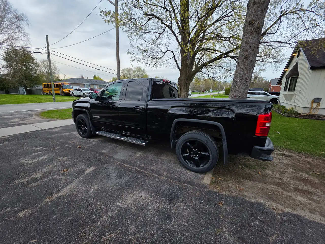 GMC Sierra 1500 снимка GMC Sierra 1500