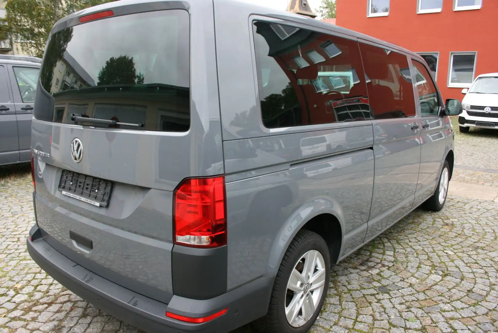 Volkswagen T6 Kombi T6.1 Kombi lang 2x el.Schiebetür -Standheiz.-DSG Gris - 2
