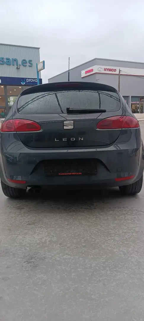 SEAT Leon León 2.0TDI Open Gris - 2