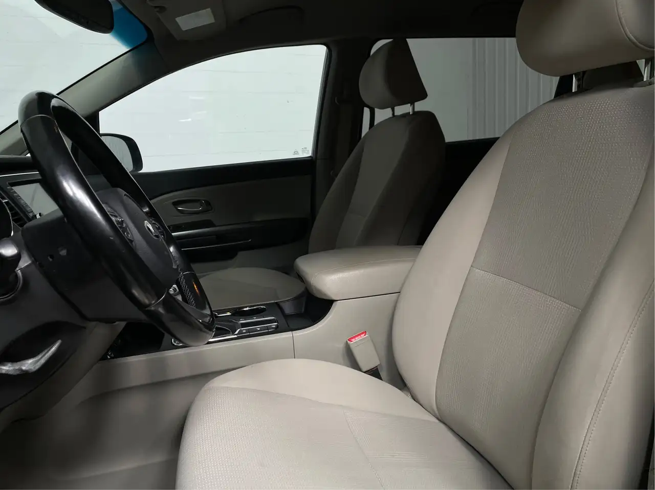 Kia Sedona снимка Kia Sedona