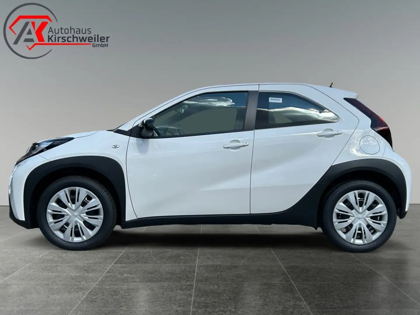 Toyota Aygo X Business Edition (AB7) Weiß - 2