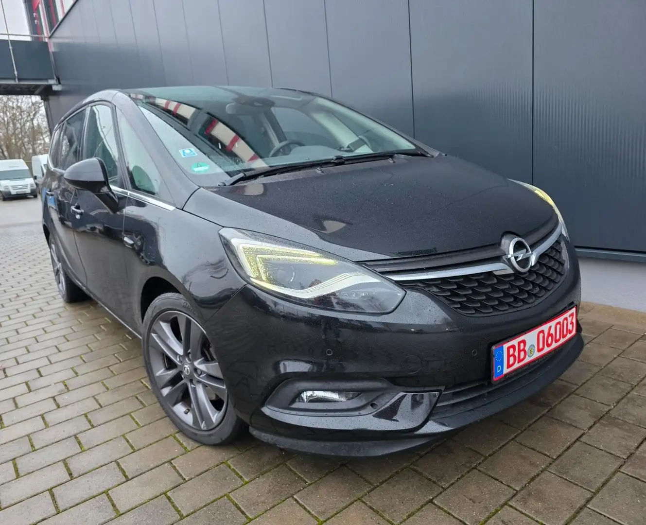 Opel Zafira C 1.6/GARANTIE/7-SITZE/AUTOMATIK/NAVI/KAM Negru - 1