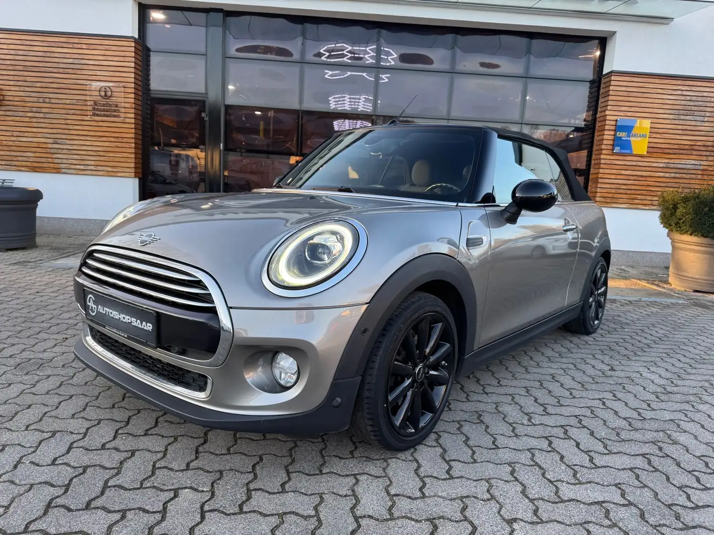 MINI Cooper Cabrio Cooper Silber - 2