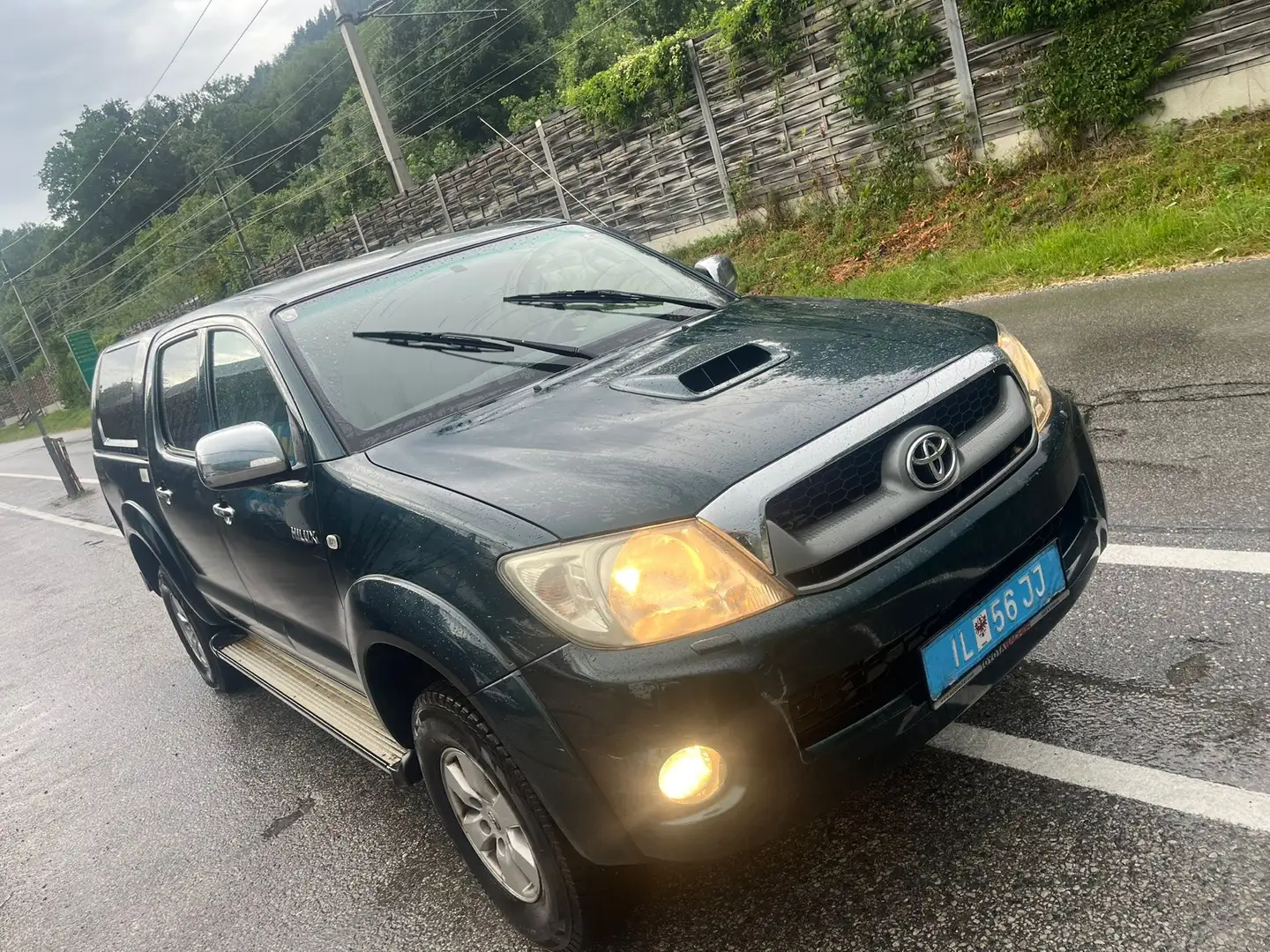 Toyota Hilux 2.5 TD / 1 BESITZ NUR EXPORT ODER HÄNDLER - 1