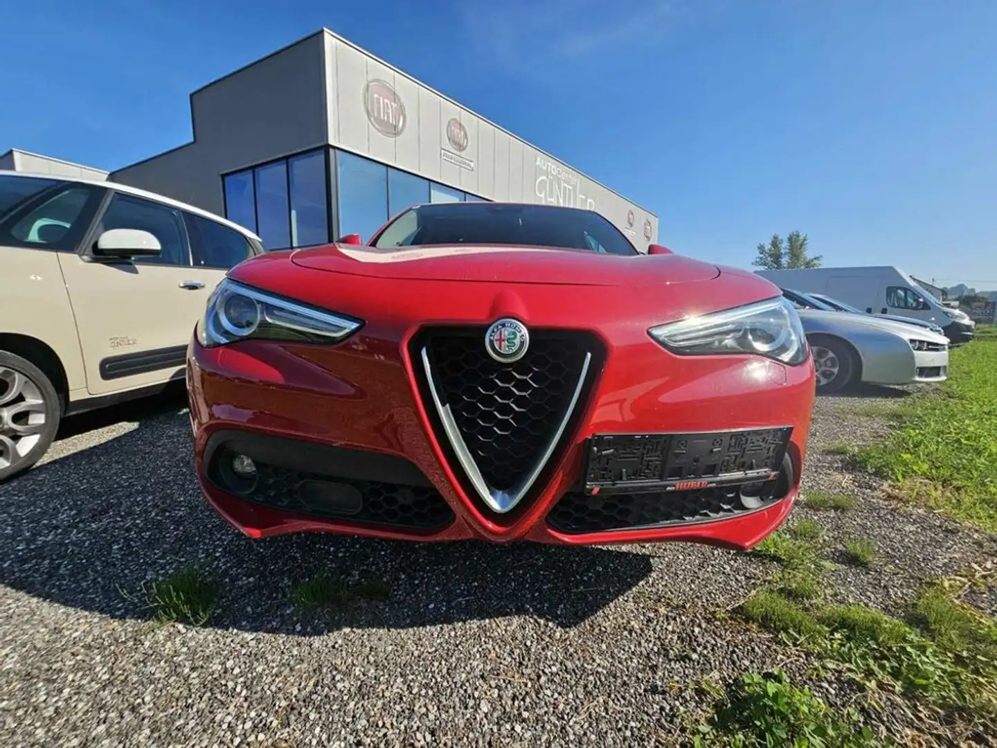 Alfa Romeo Stelvio 2,2 ATX RWD Rot - 2