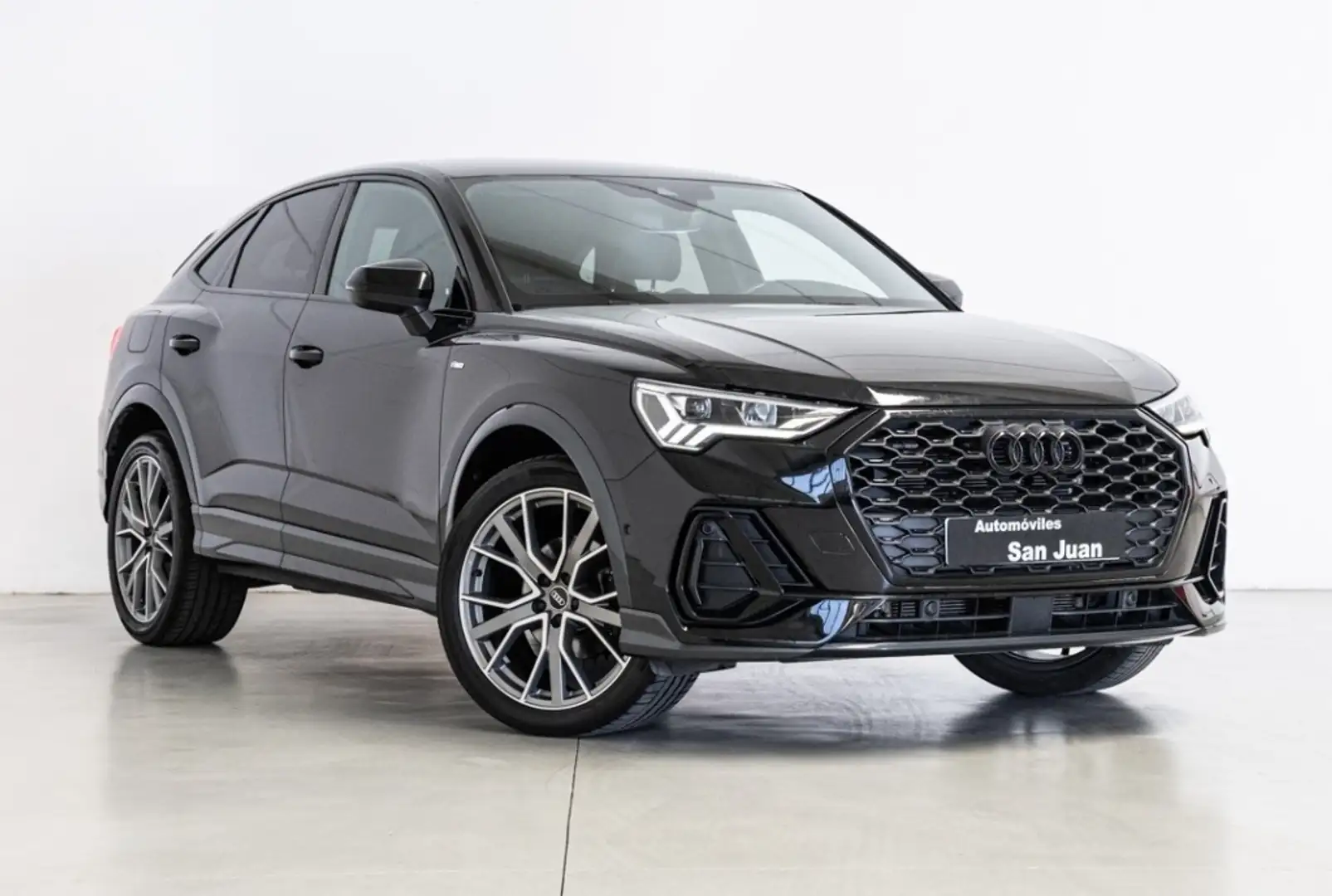 Audi Q3 Sportback 35 TDI Black line Noir - 1