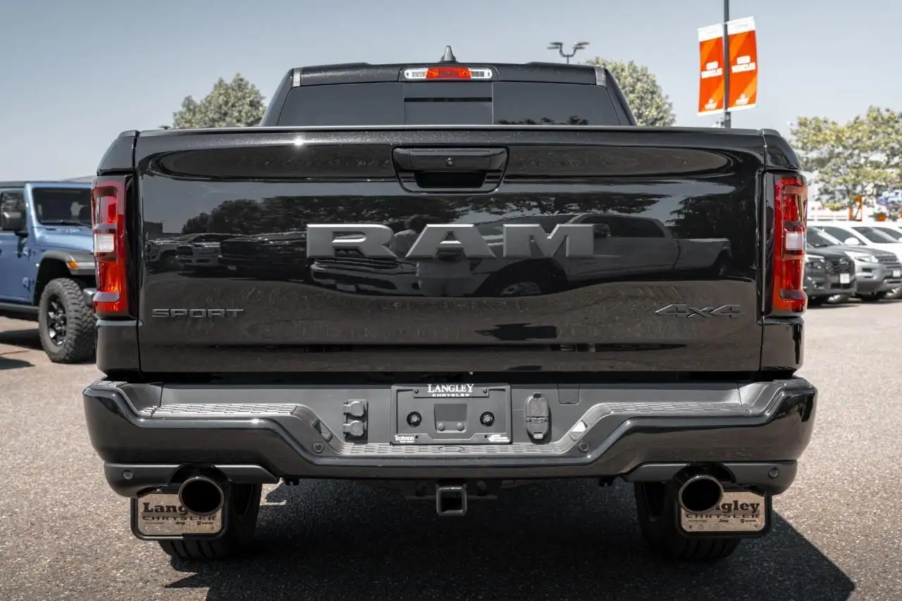 RAM 1500 photo RAM 1500