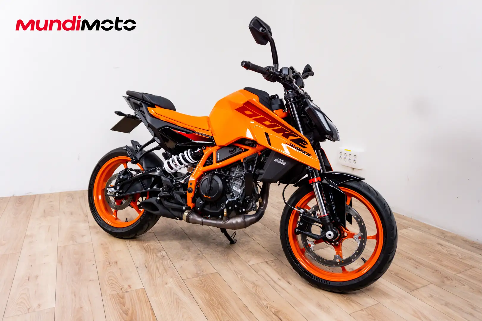KTM 390 Duke - 2