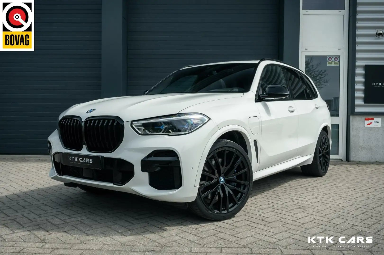 BMW X5 xDrive45e High Executive|HuD|Keyles|Softclose|Pano Wit - 1