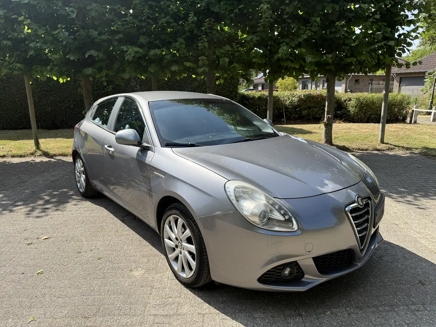 Alfa Romeo Giulietta 2.0 JTDM 16V Turismo - 1