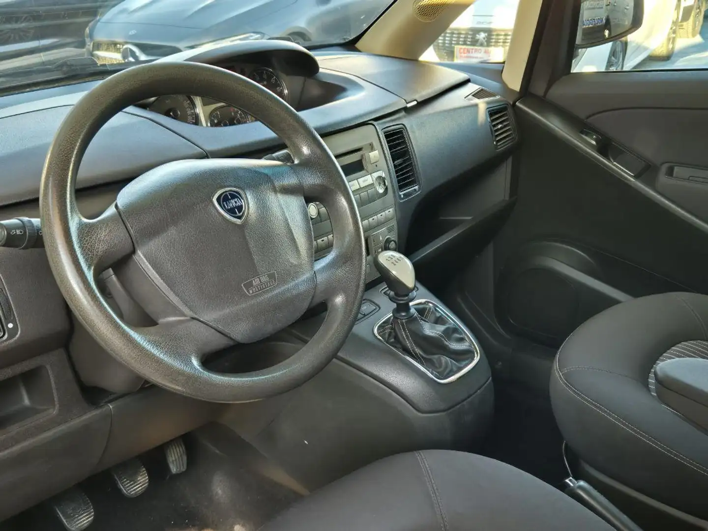 Lancia MUSA 1.4 16V Poltrona Frau Weiß - 2