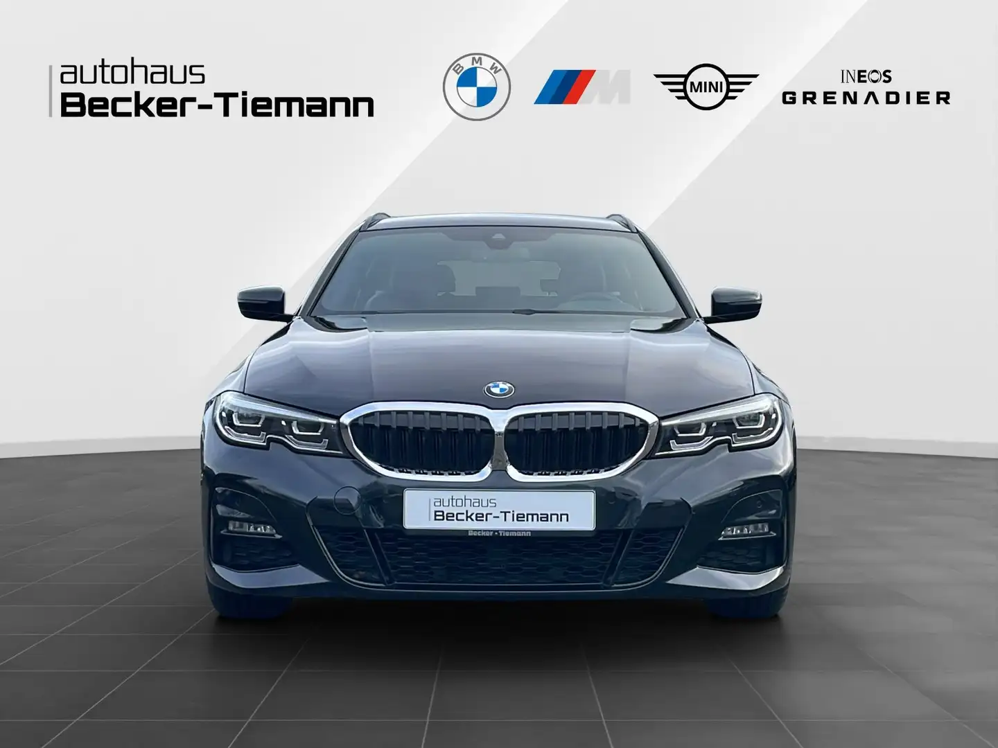 BMW 330 d xDrive Touring M Sport | AHK | 19 Zoll | M Sport Schwarz - 2