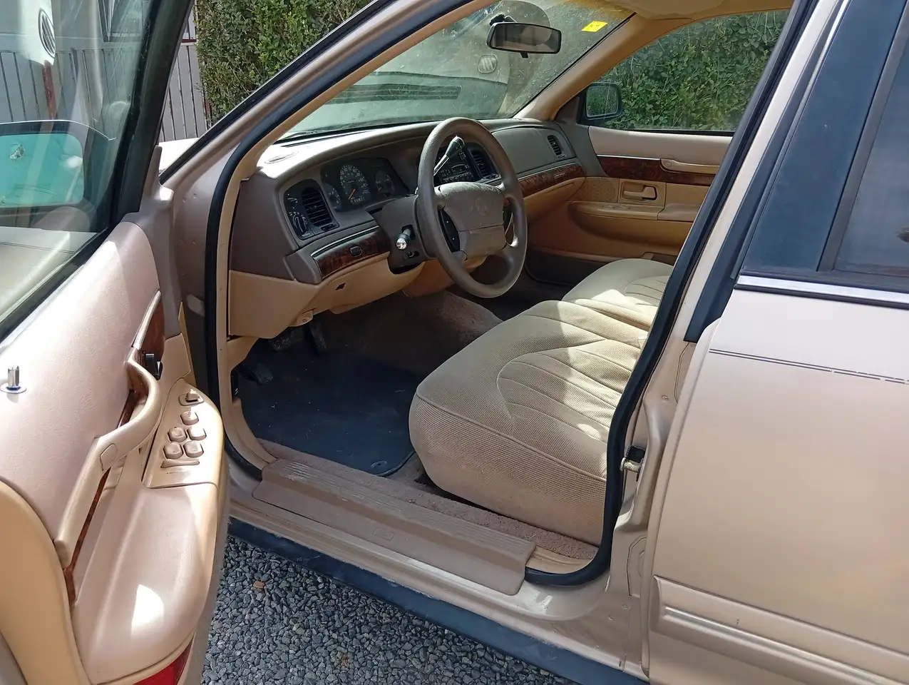 Ford Crown Grand Marquis GS, foto 9
