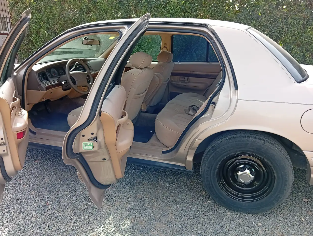 Ford Crown Grand Marquis GS, foto 10
