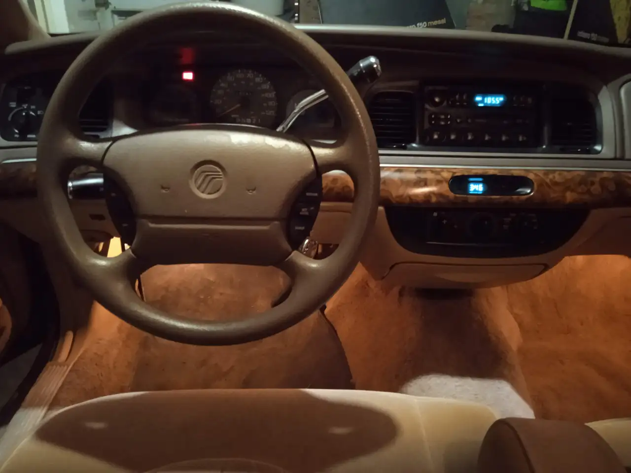 Ford Crown Grand Marquis GS, foto 6