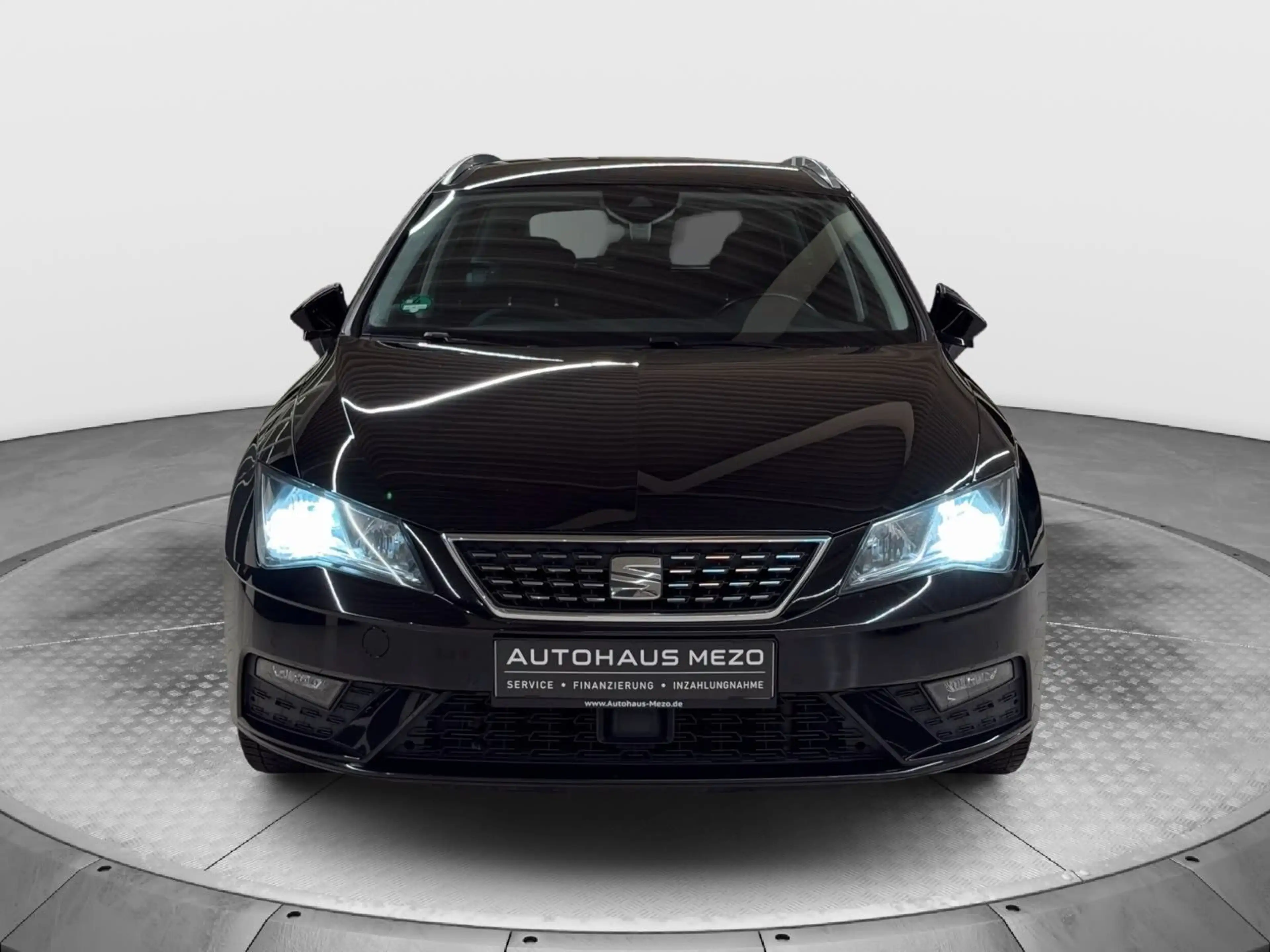 SEAT Leon ST Xcellence / Ambiente/ RFK/ LED/ PDC — photo 2