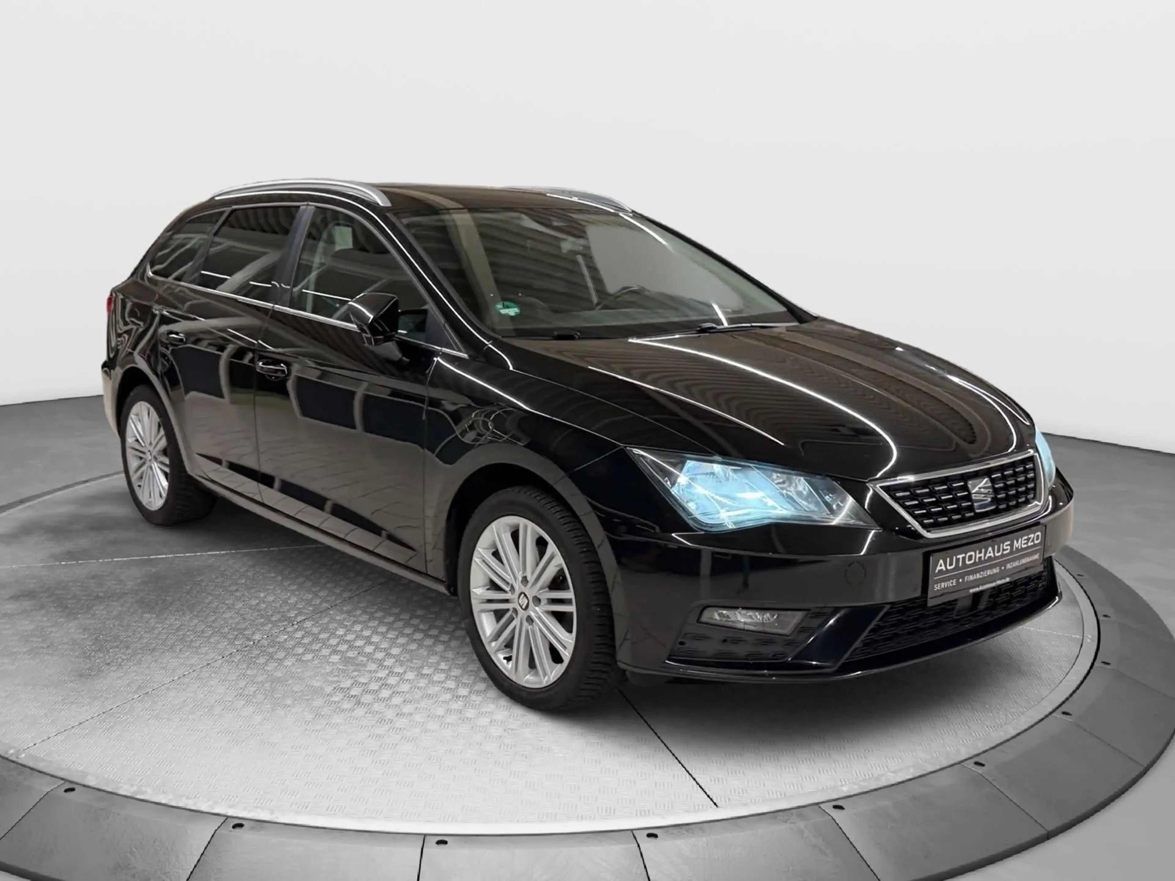 SEAT Leon ST Xcellence / Ambiente/ RFK/ LED/ PDC — photo 3