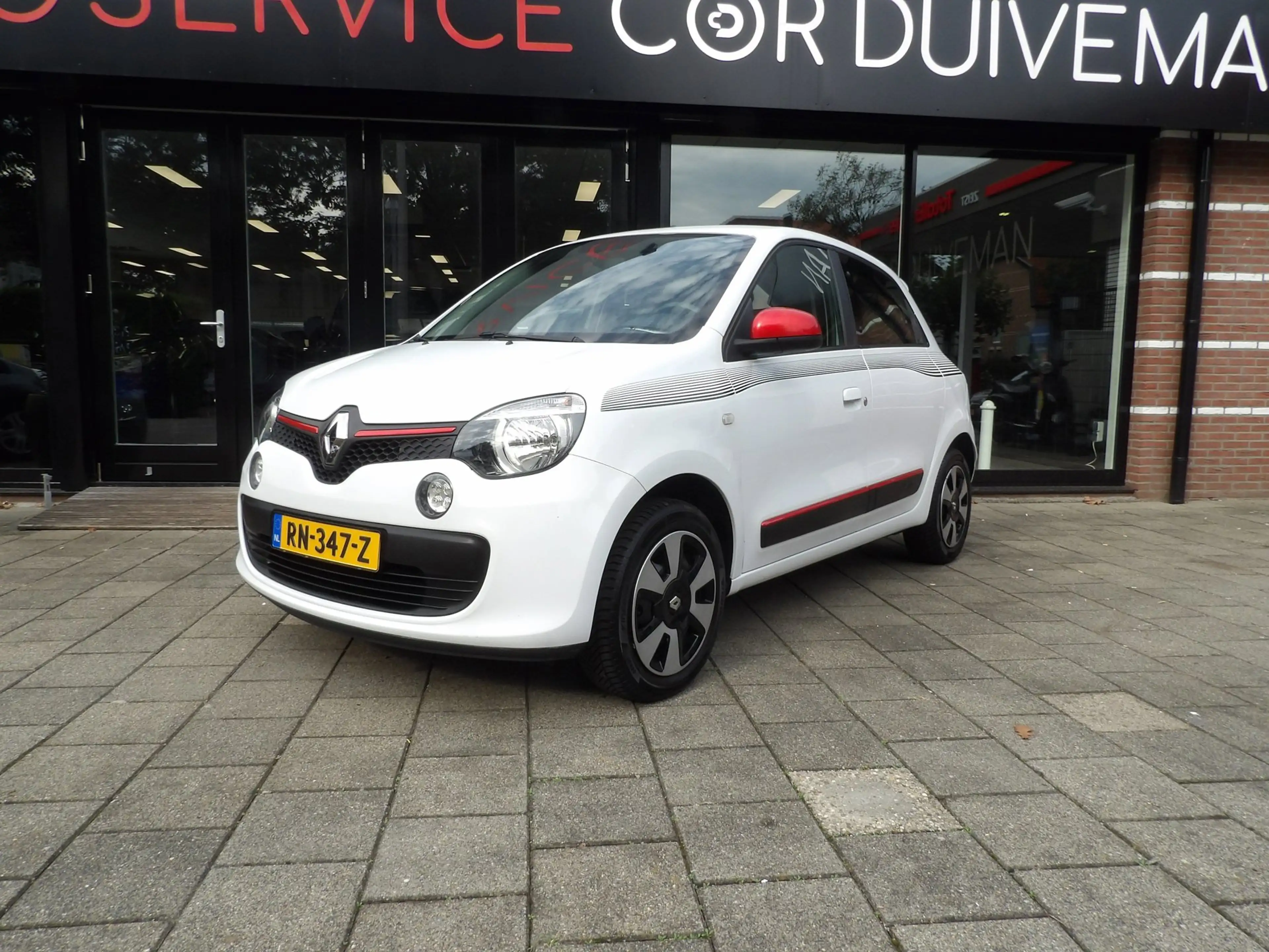 Renault Twingo 1.0 SCe Collection — photo 2