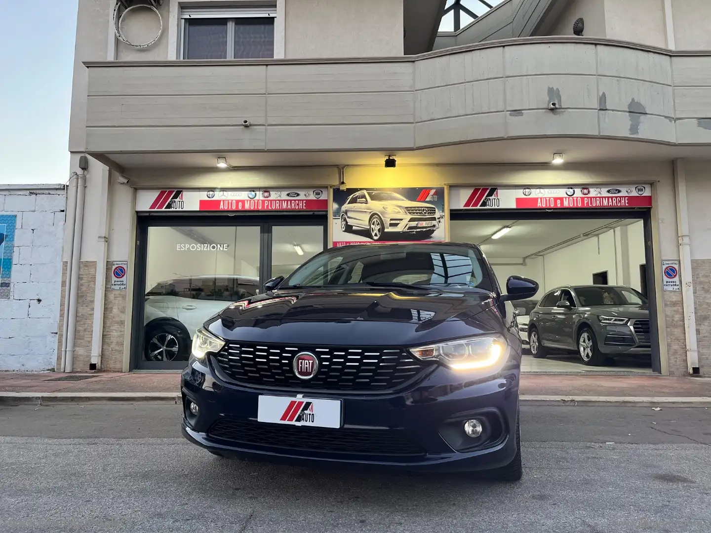 Fiat Tipo 1.6 Mjt S&S 5p. Lounge Blu/Azzurro - 2