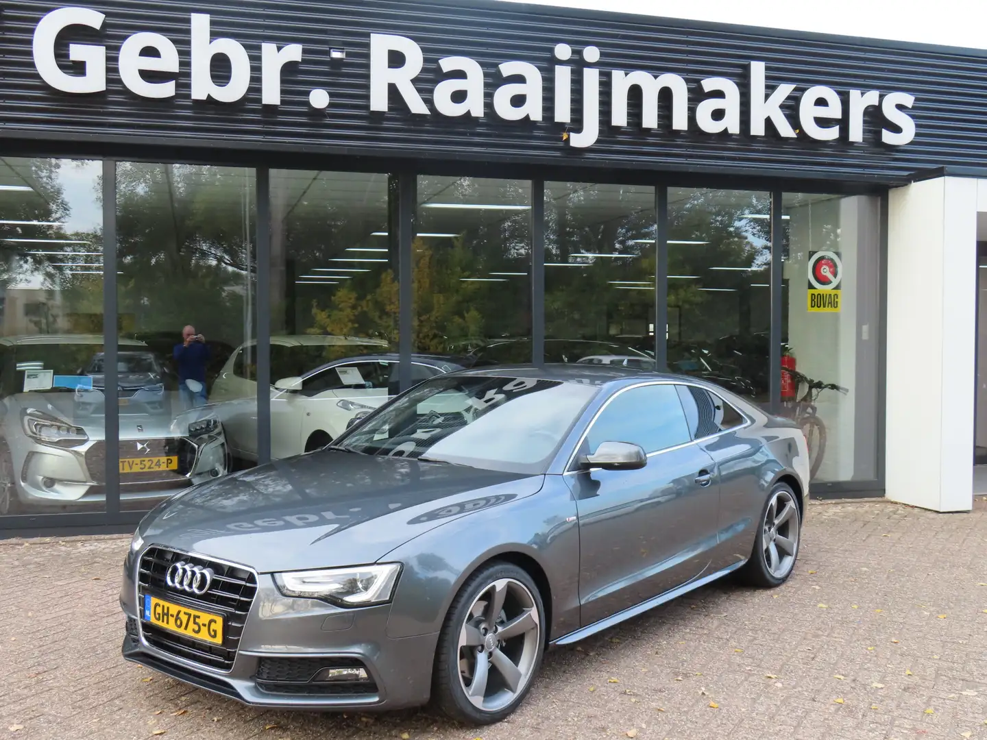 Audi A5 Coupé 1.8 TFSI Automaat S Edition*Xenon*Navigatie* Grijs - 1