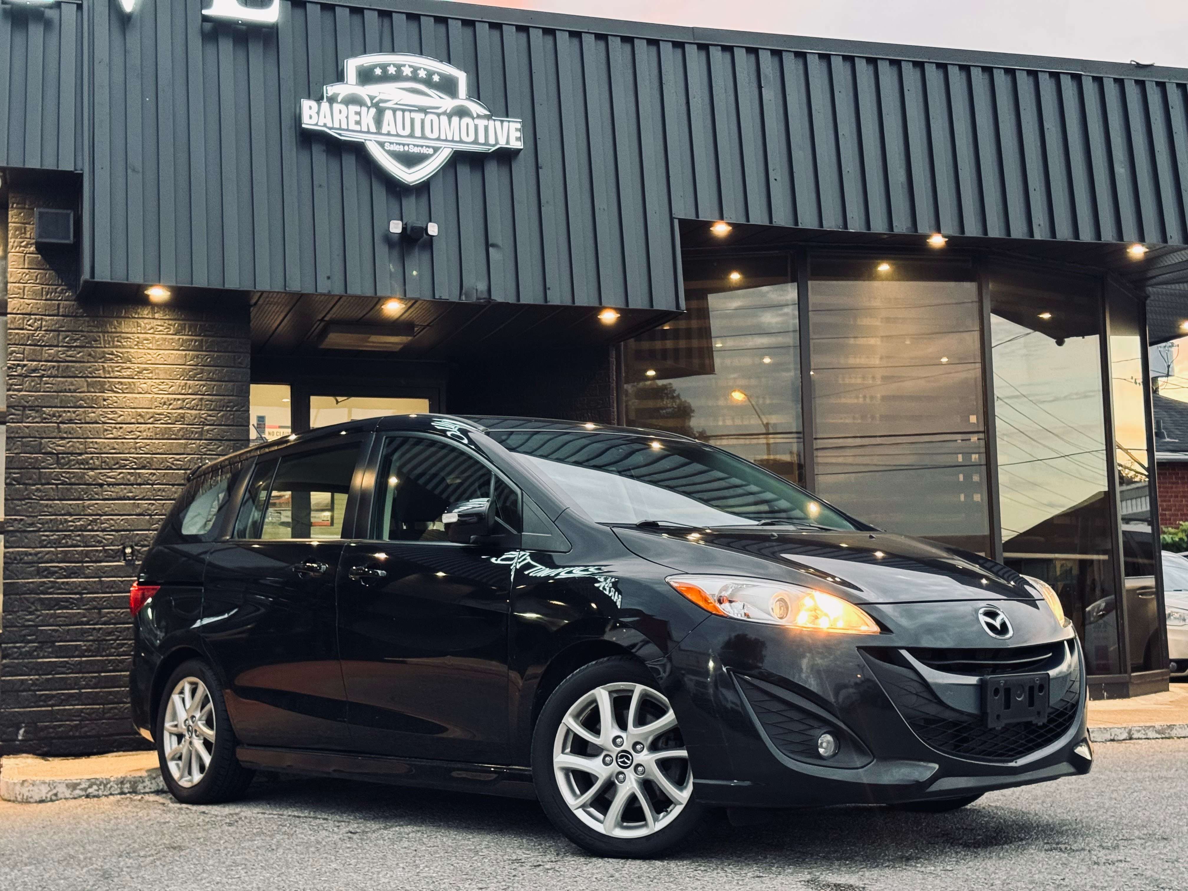 2017 Mazda Mazda5 4dr Wgn Auto GT — снимка 2
