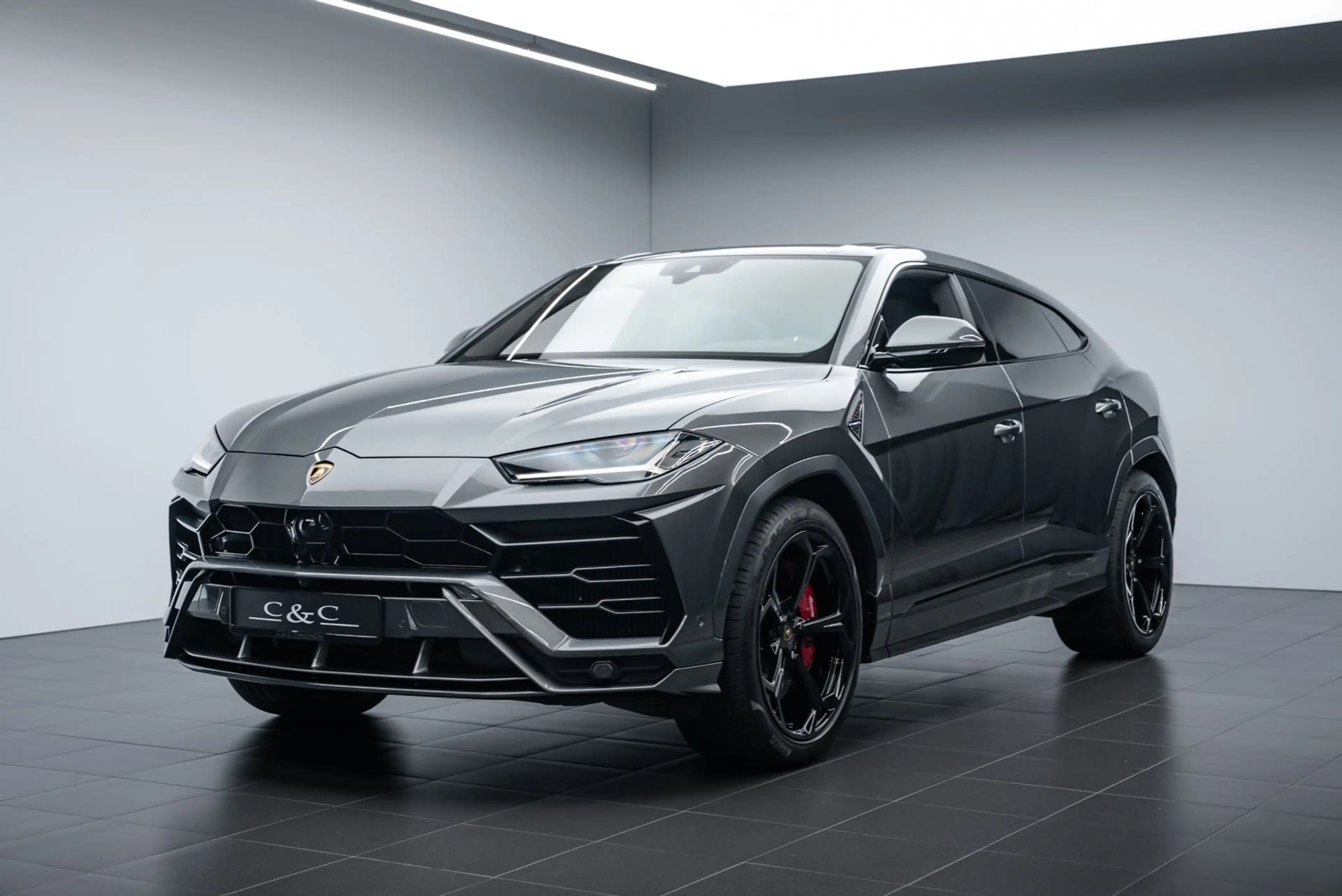 Lamborghini Urus PANO/BANG&OLUFSEN/NIGHT VISION