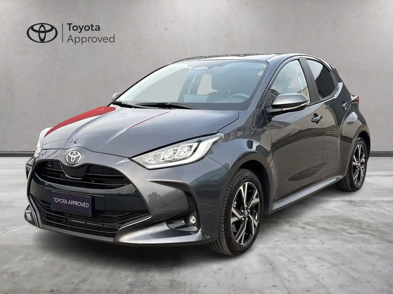 Toyota Yaris 4ª serie 1.5 Hybrid 5 porte Trend — photo 1 of 15