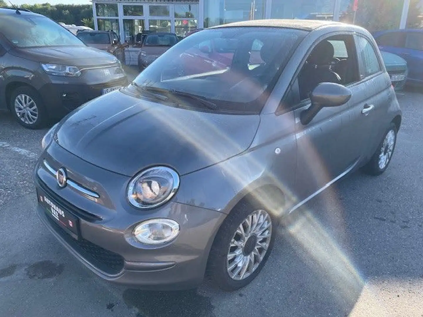 Fiat 500 Cabrio Club Hybrid Grau - 1