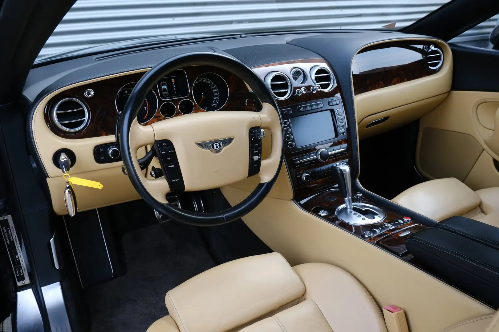 Bentley Continental GTC 6.0 W12 Cabriolet Goed Onderhouden Чорний - 2