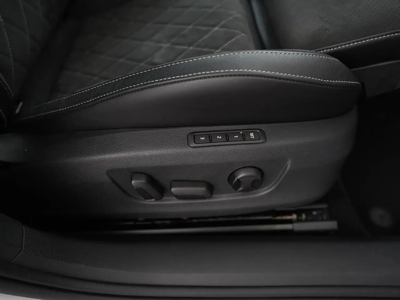 Skoda Superb Combi 1.4 TSI iV Sportline Panoramadak Matrix, миниатюра 20