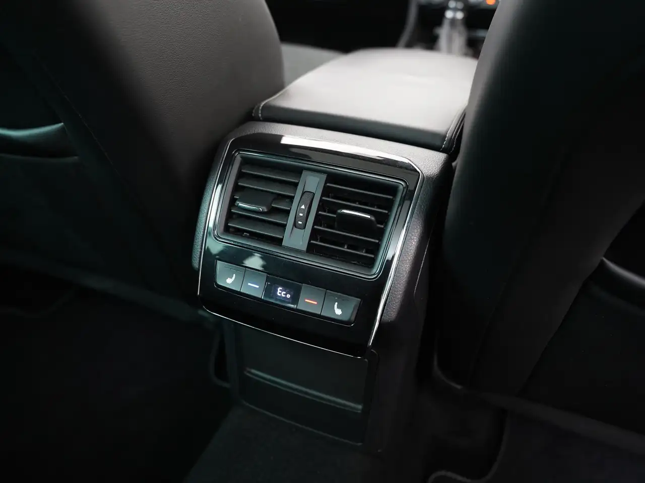 Skoda Superb Combi 1.4 TSI iV Sportline Panoramadak Matrix, миниатюра 23
