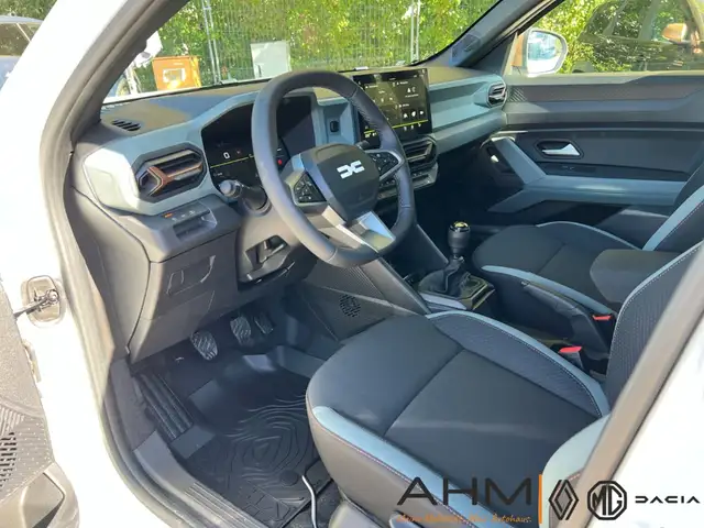 Dacia Duster view 10