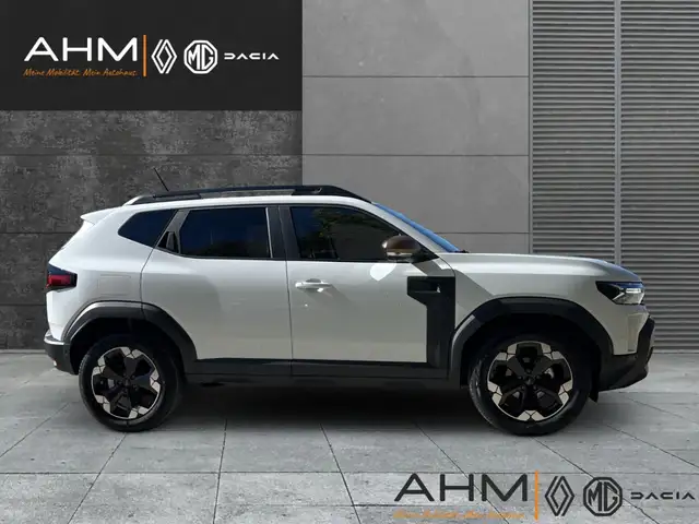 Dacia Duster view 6