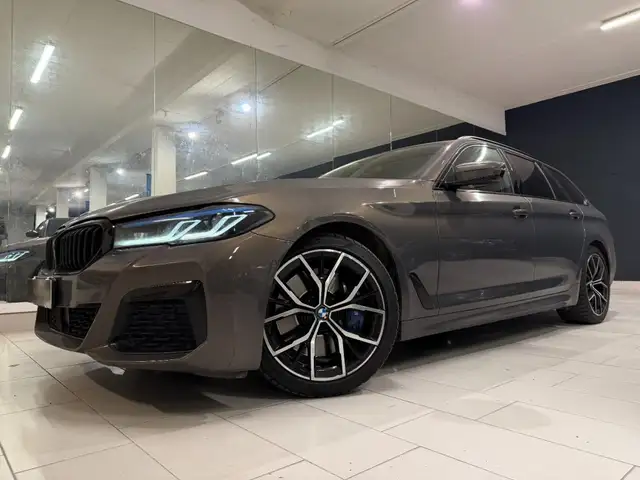 BMW 530 d 48V xDrive Touring Msport 249 CV ALVITGRAU!