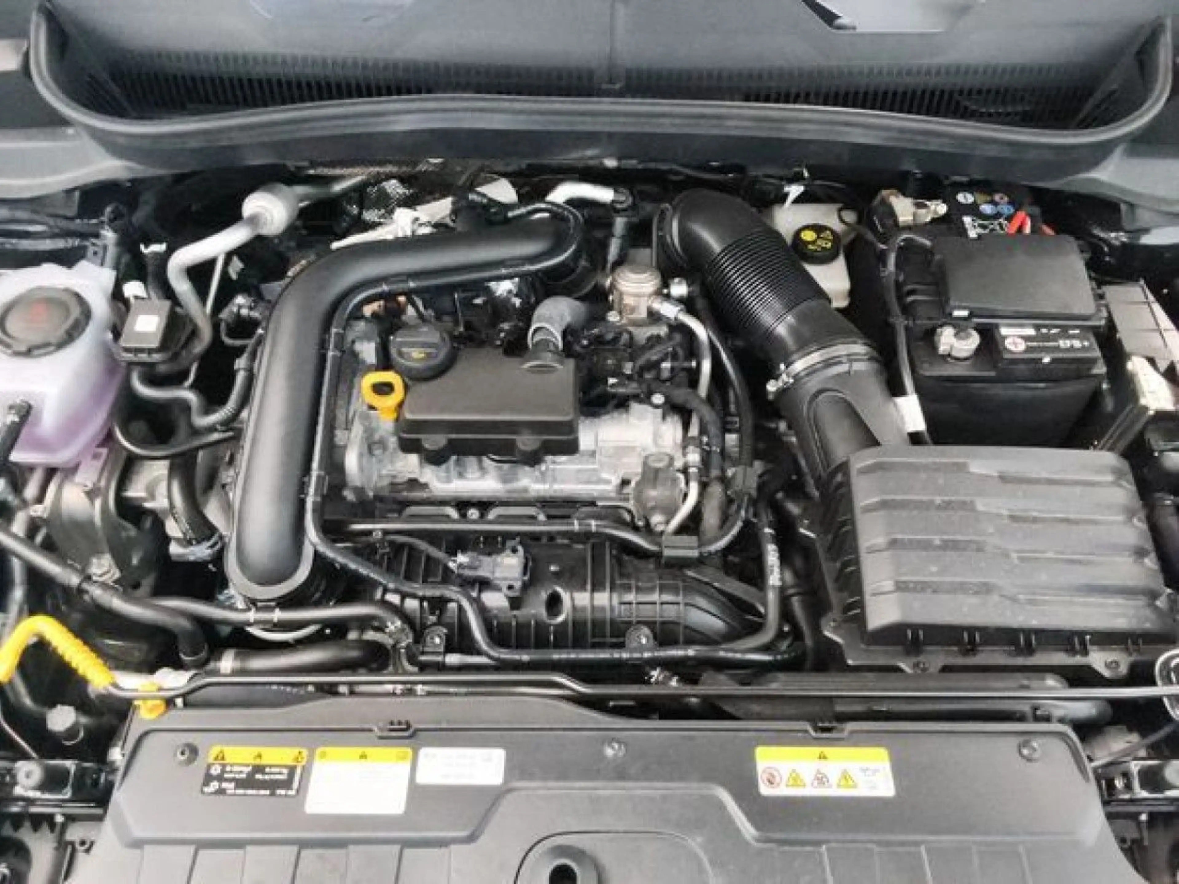 Volkswagen T-Cross Life 1.0 TSI DSG AHK Kamera Navi LED ACC — photo 9