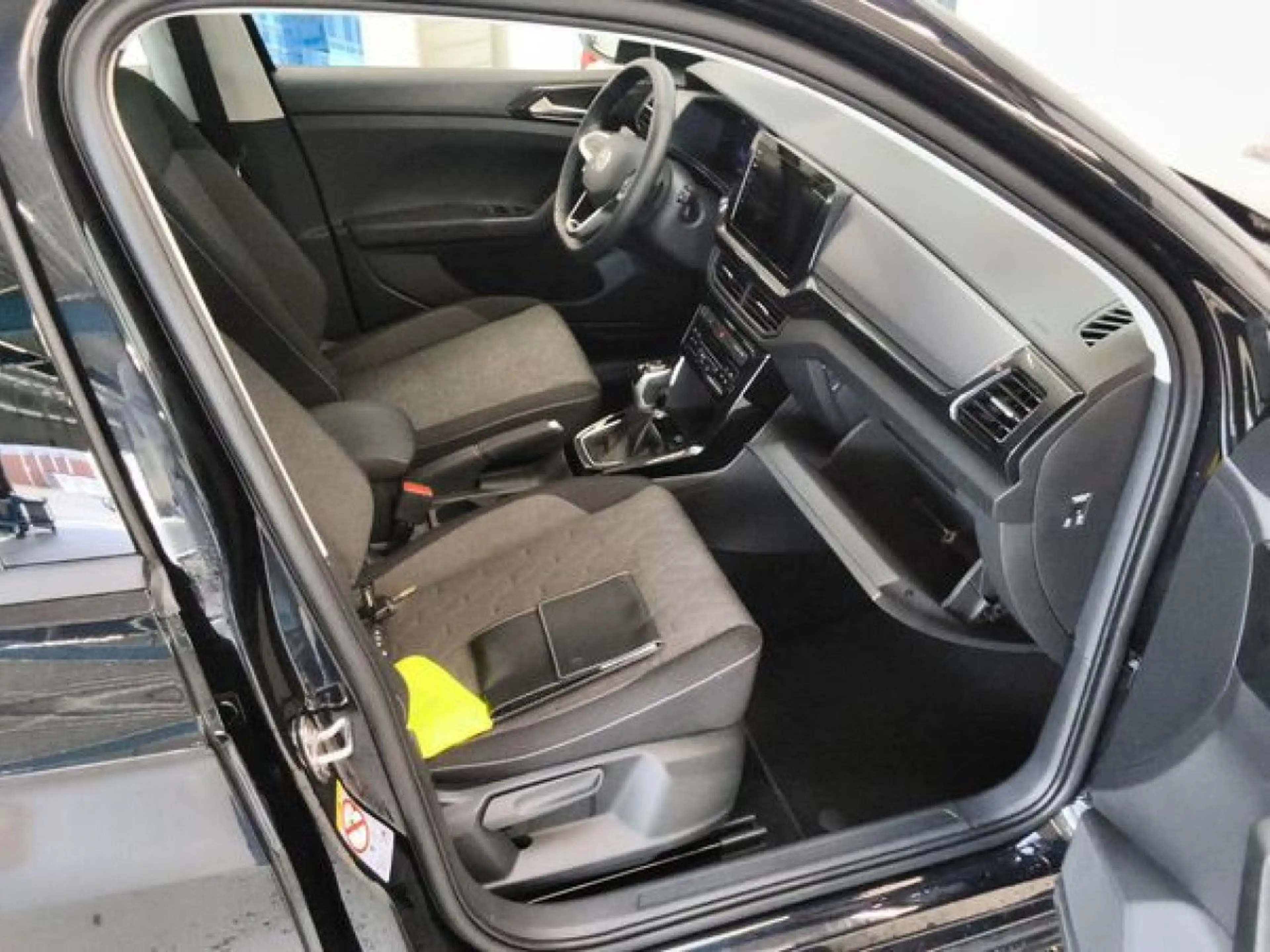 Volkswagen T-Cross Life 1.0 TSI DSG AHK Kamera Navi LED ACC — photo 10