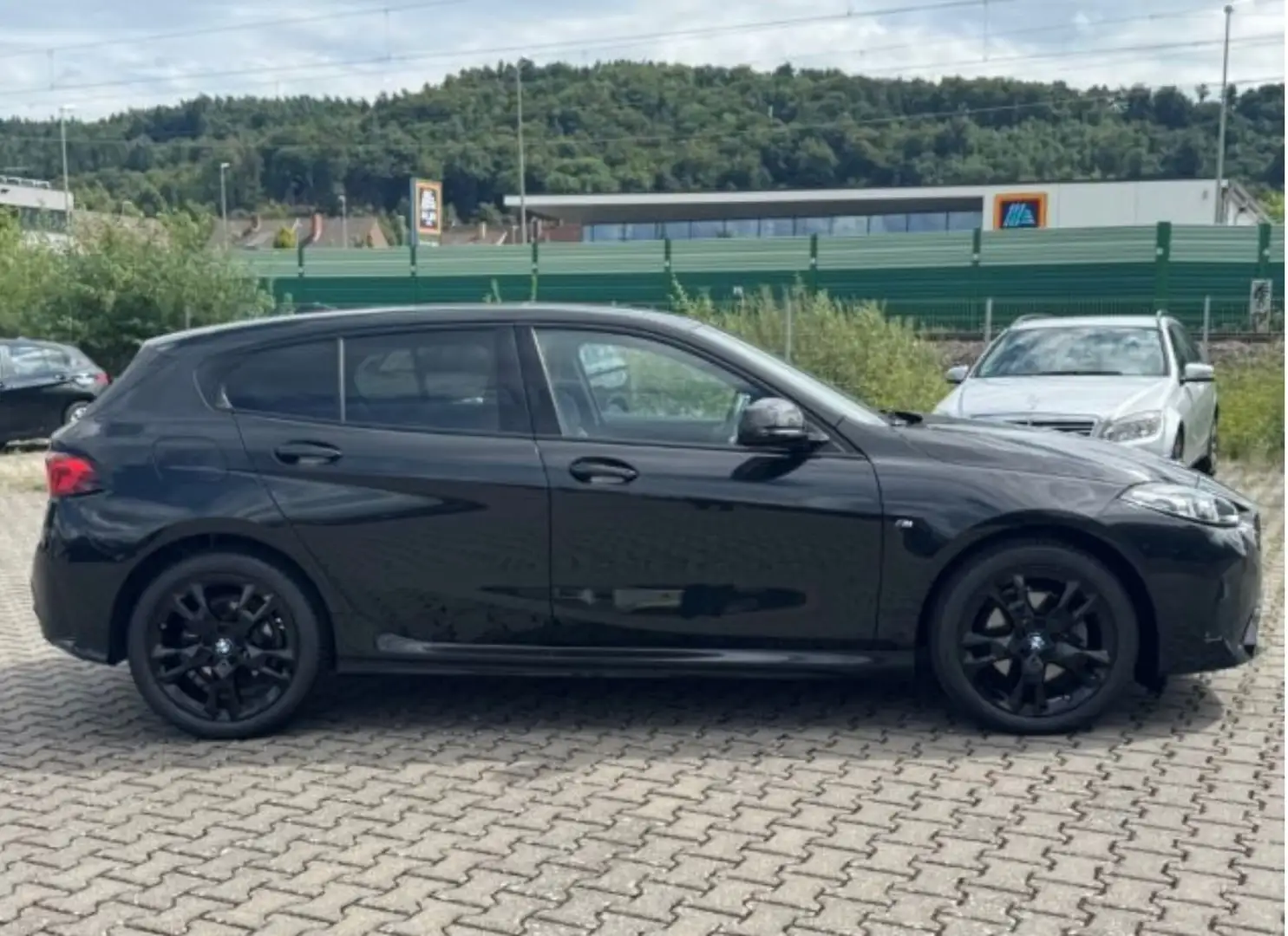 BMW 118 118 d M Sport Schwarz - 2