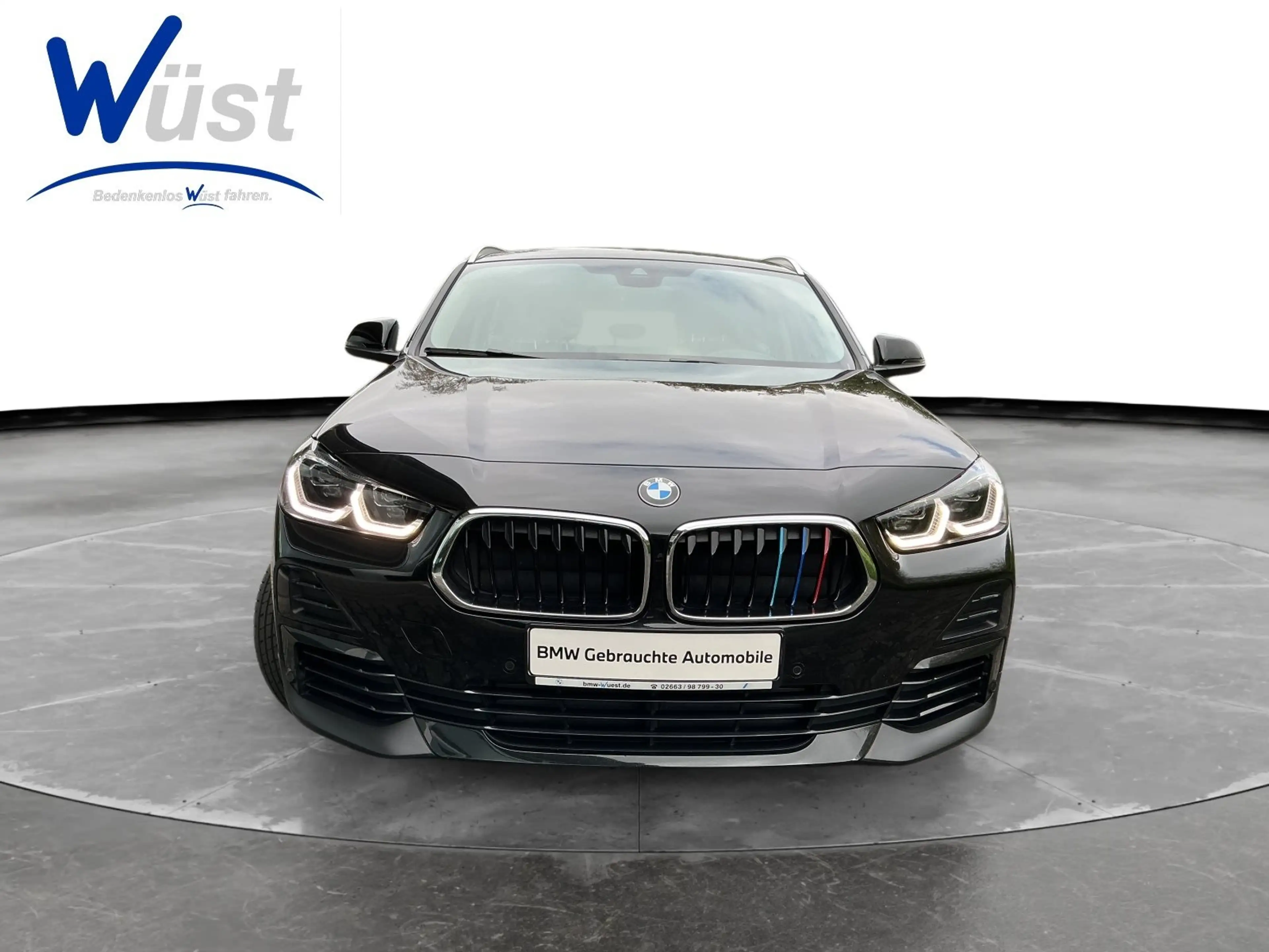 BMW X2 sDrive18d Advantage DAB LED Kamera — photo 2