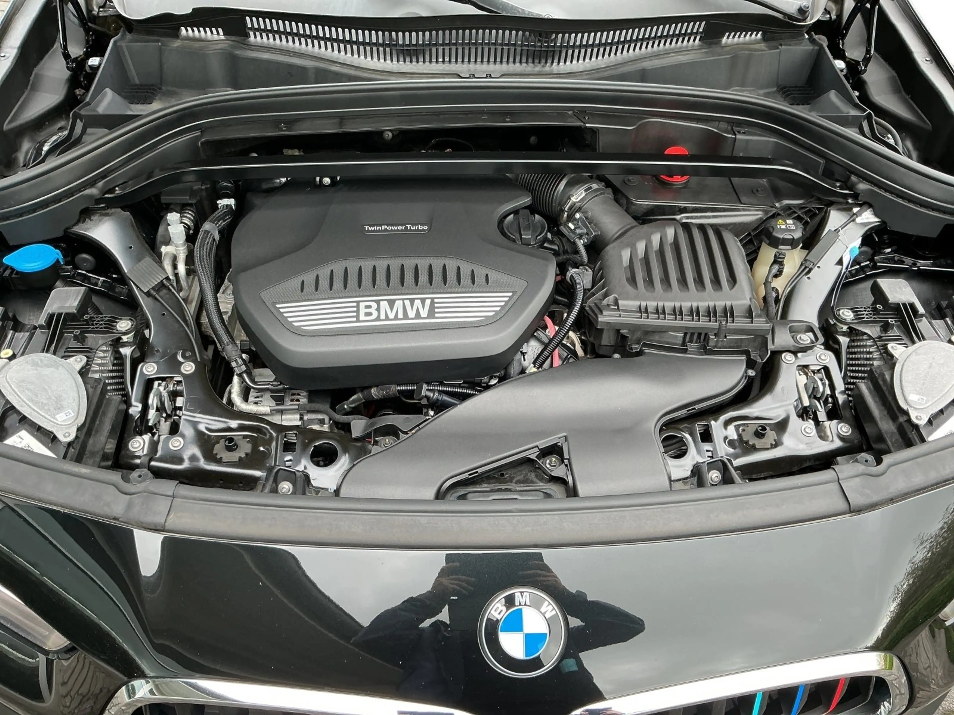 BMW X2 sDrive18d Advantage DAB LED Kamera — photo 5