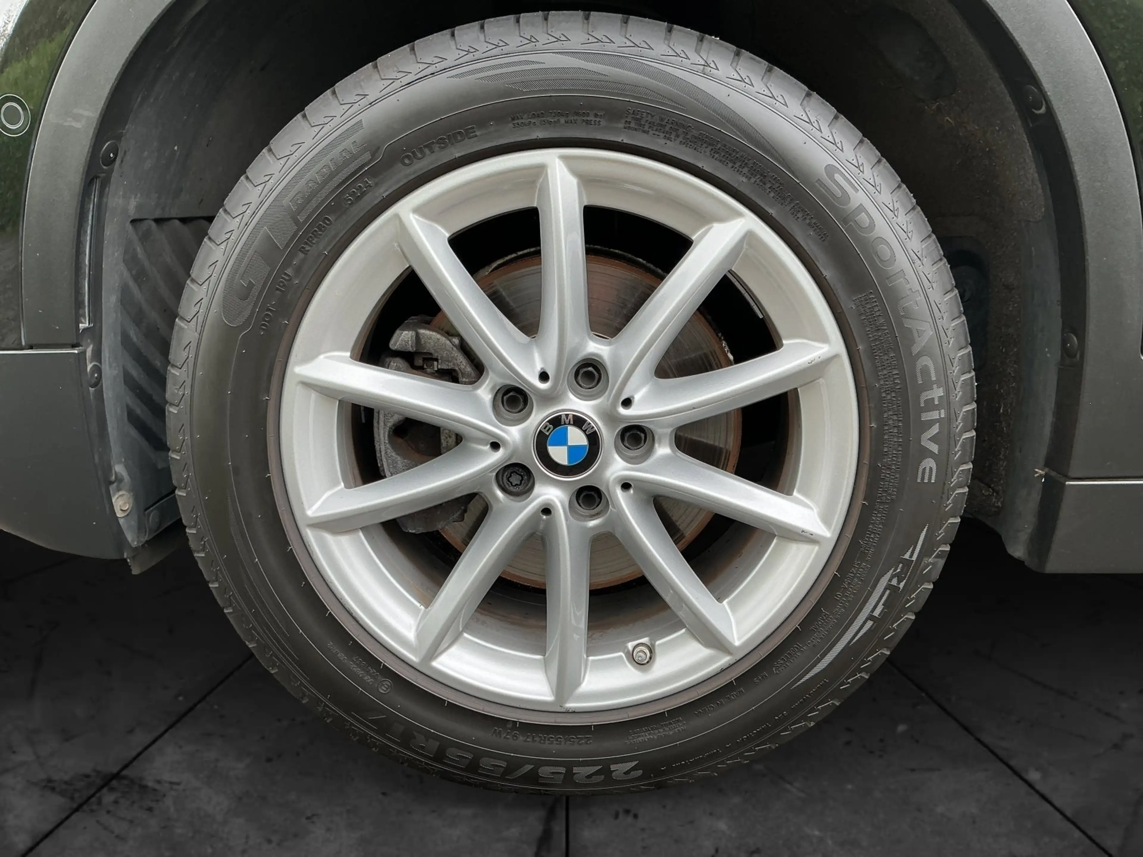 BMW X2 sDrive18d Advantage DAB LED Kamera — photo 6