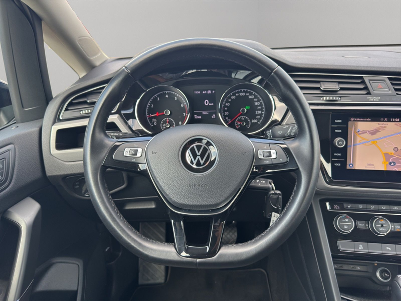 Volkswagen Touran Comfortline BMT *LED*Kamera*Navigation* — photo 14